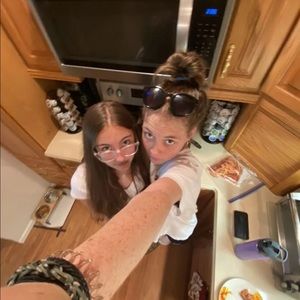 Meet your Posher, Brianna